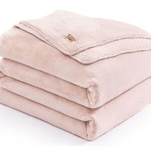 UGG Blush Cozy Throw Blanket